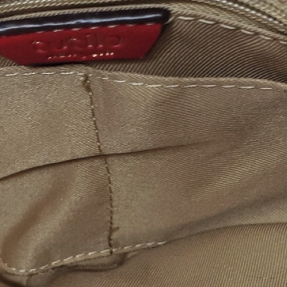 TUTILO New York Red Faux Leather Crossbody Bag With Gold Accents Like New! - Picture 8 of 8